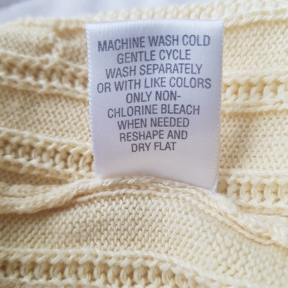 Breckenridge Pullover Cableknit Sweater - Picture 7 of 7